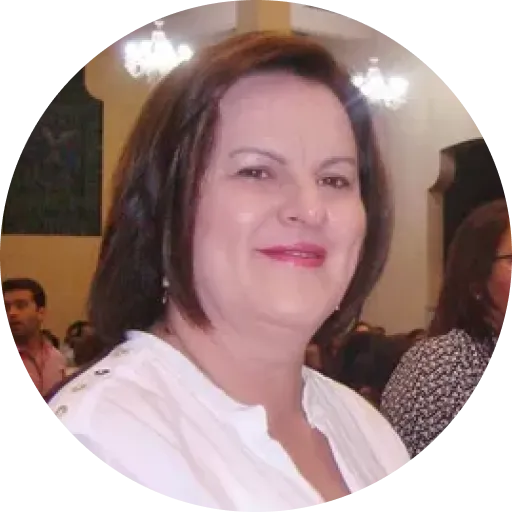 "Consegui <span class="degrade">3.847 visualizações</span> no meu PRIMEIRO vídeo..."